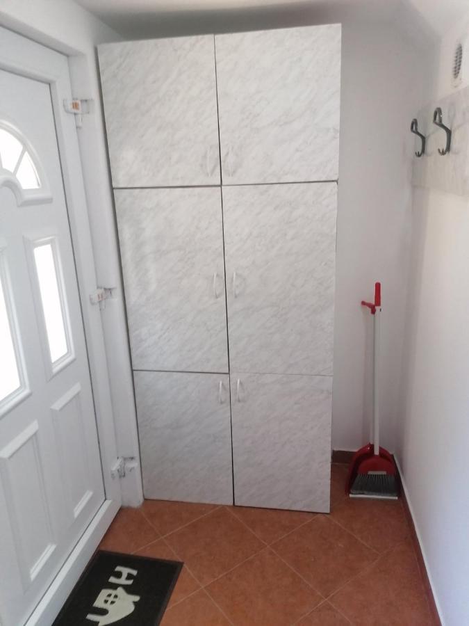 Apartman Oaza Olja Белград Экстерьер фото